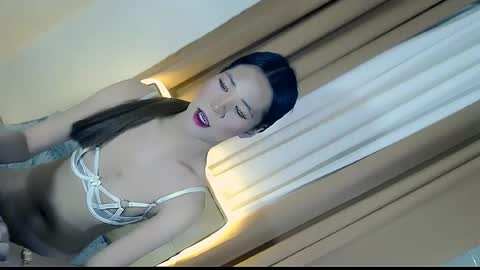 Snapshot of candy_asian69 chatting on 03/22/26, 06:50 Candy online show from 03/22/26, 06:50