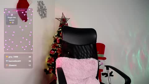 Snapshot of candy_canee chatting on 12/23/24, 09:29 online show from 12/23/24, 09:29