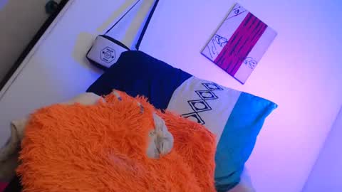 candy_cumyy1 online show from 01/17/25, 11:49
