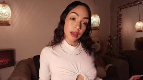 Snapshot of candy_dim chatting on 11/04/25, 08:08 candy_dim online show from 11/04/25, 08:08