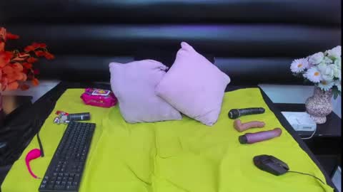 Candy online show from 07/04/26, 02:51
