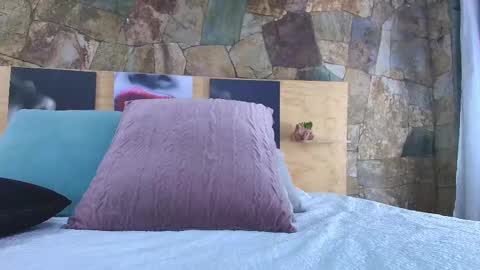 Snapshot of candy_feett chatting on 09/30/25, 06:57 Jolie online show from 09/30/25, 06:57