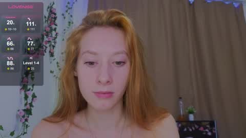 candy_flosse online show from 09/24/25, 08:28