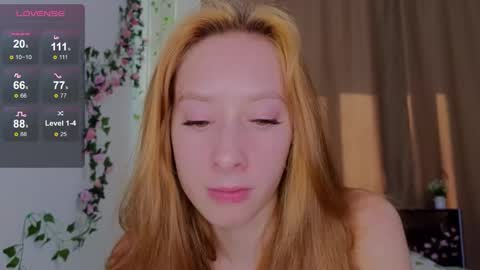 candy_flosse online show from 09/30/25, 10:09