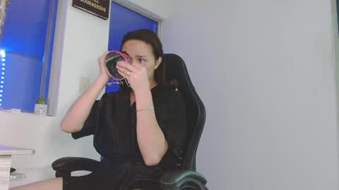Snapshot of candy_giuliana21 chatting on 04/18/26, 12:03 candy_giuliana21 online show from 04/18/26, 12:03