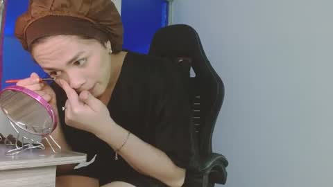 candy_giuliana21 online show from 06/18/26, 12:55