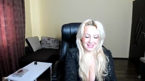 Snapshot of candy_hellenx chatting on 01/12/26, 09:36 candy_hellenx online show from 01/12/26, 09:36