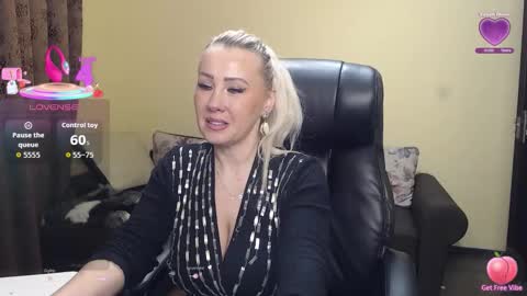 Snapshot of candy_hellenx chatting on 01/19/26, 05:33 candy_hellenx online show from 01/19/26, 05:33