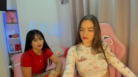 Snapshot of candy_kitty7343 chatting on 02/14/26, 03:03 candy_kitty7343 online show from 02/14/26, 03:03