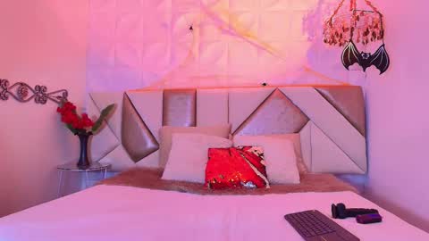 candy_klark online show from 10/25/25, 12:45