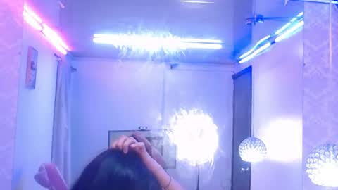 Snapshot of candy_lux_ chatting on 01/11/25, 12:22 Candy online show from 01/11/25, 12:22