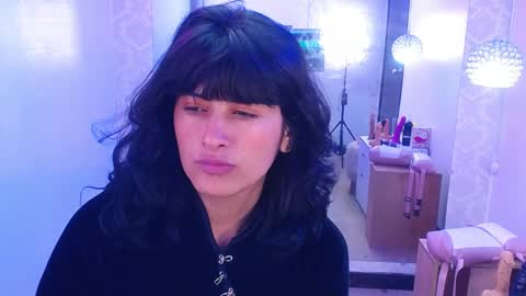 Snapshot of candy_lux_ chatting on 01/11/25, 08:43 Candy online show from 01/11/25, 08:43