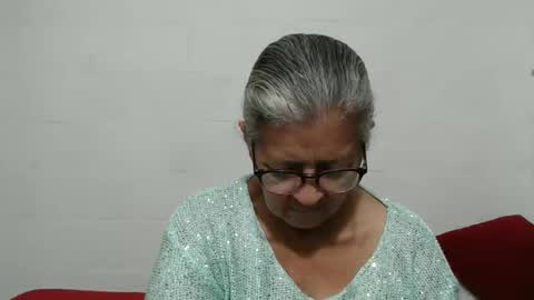 candy online show from 10/12/25, 11:20