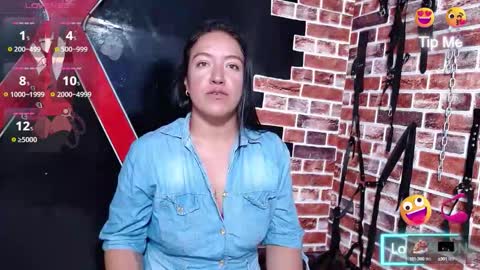 Snapshot of candy_mia_1 chatting on 10/08/25, 10:18 candy_mia_1 online show from 10/08/25, 10:18