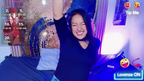 Snapshot of candy_mia_1 chatting on 10/23/25, 11:57 candy_mia_1 online show from 10/23/25, 11:57