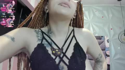 Ania online show from 12/18/24, 11:02