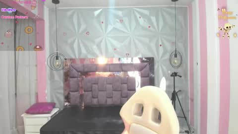 Ania online show from 11/12/25, 11:21