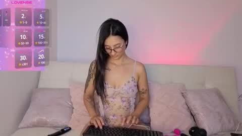 Scarlett online show from 09/17/25, 02:46