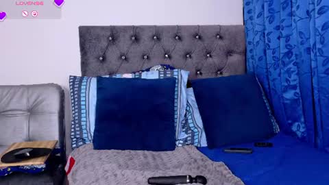 YECENIA - online show from 06/22/26, 05:59