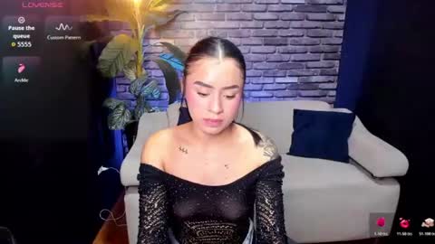 Sofia online show from 06/17/26, 11:12