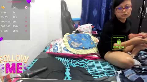 Snapshot of candy_val chatting on 10/17/25, 06:38 candy_val online show from 10/17/25, 06:38