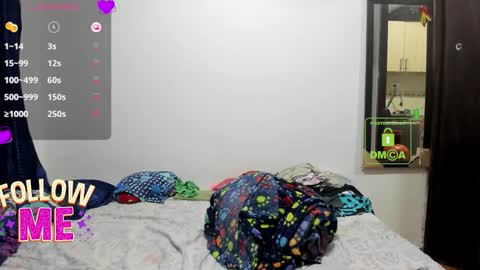 candy_val online show from 02/14/26, 05:59