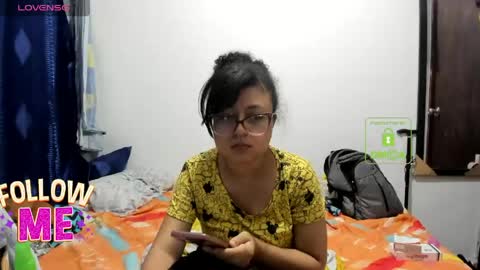 candy_val online show from 05/16/26, 06:54