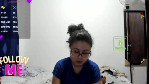 candy_val online show from 06/03/26, 05:10