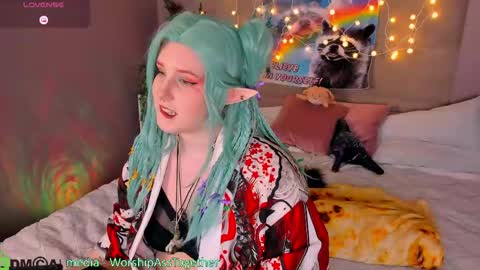 Snapshot of candy_yeah chatting on 03/19/26, 01:31 Mary online show from 03/19/26, 01:31