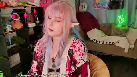 Mary online show from 06/25/26, 05:12