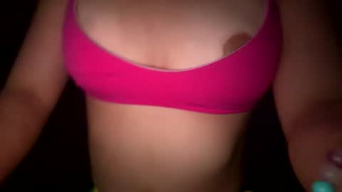 Snapshot of candybb8 chatting on 06/11/26, 04:05 candybb8 online show from 06/11/26, 04:05