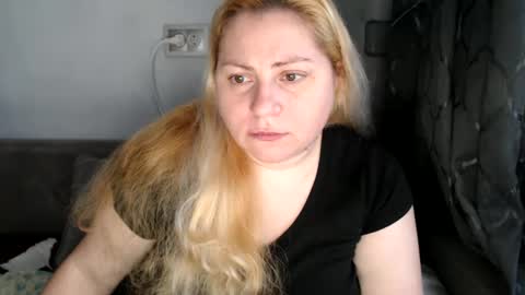 Laura online show from 01/09/25, 11:14