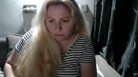 Laura online show from 01/11/25, 10:18