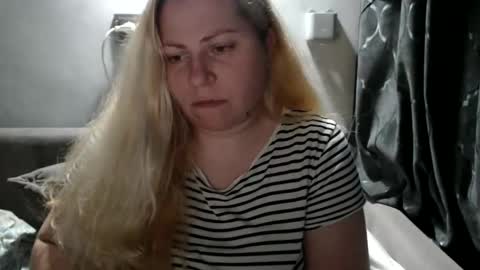 Laura online show from 01/14/25, 08:04