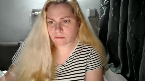 Laura online show from 01/15/25, 08:48