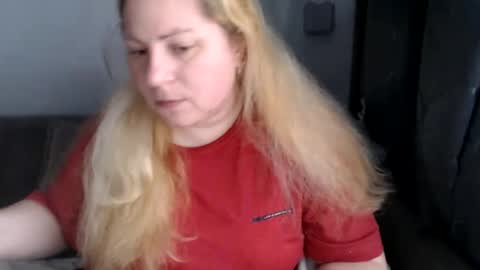 Laura online show from 01/17/25, 10:22