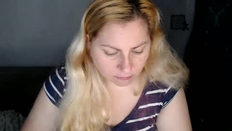 Laura online show from 01/23/25, 01:56