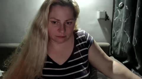Laura online show from 01/24/25, 07:39
