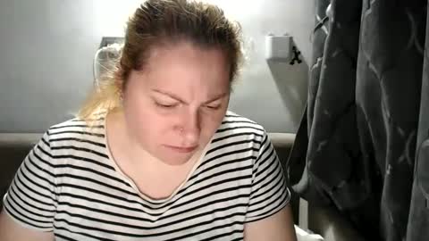 Laura online show from 01/31/25, 06:14