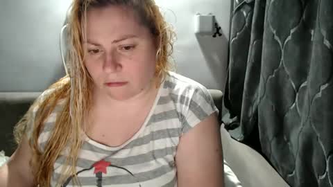 Laura online show from 02/01/25, 08:47