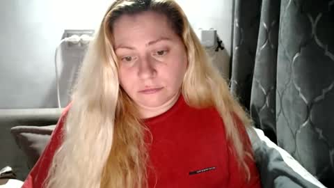 Laura online show from 02/26/25, 10:31