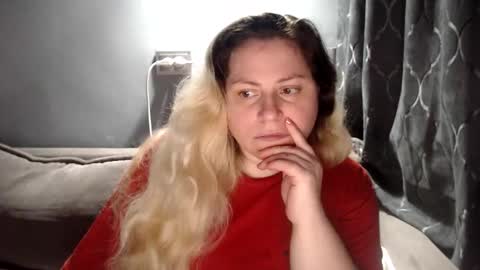 Laura online show from 02/23/26, 07:22