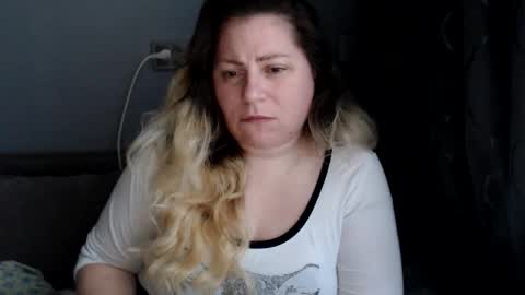 Laura online show from 05/24/26, 07:24