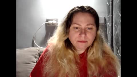 Laura online show from 05/31/26, 07:48