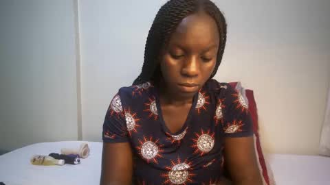 candycurly_ online show from 03/03/25, 07:49