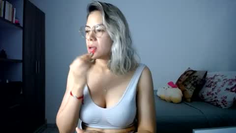 Candy Dowson online show from 07/02/26, 09:37
