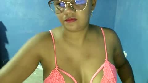 candyflowerlub online show from 01/15/25, 12:25