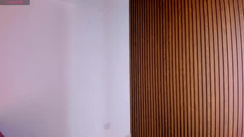 Snapshot of candyglow_ chatting on 04/30/26, 05:52 candyglow_ online show from 04/30/26, 05:52