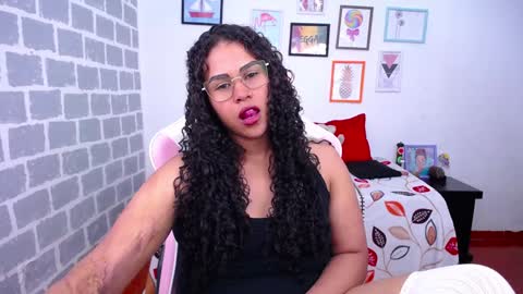 Karen online show from 12/21/24, 07:45