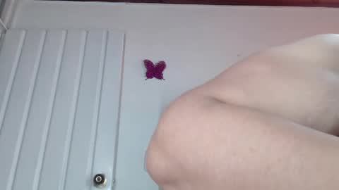 tatiana online show from 11/18/25, 01:04